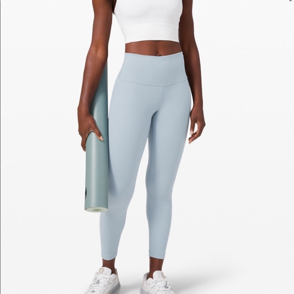 Lululemon Light Blue Wunder Under Leggings 25”